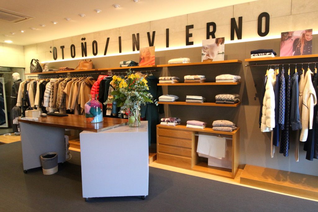 1. BOUTIQUE MARGA CHAROL EN SANTIAGO. ROPA DE MARCA DE MUJER EN SANTIAGO (3)